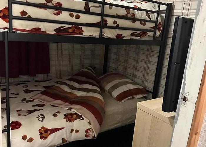 Beautiful Chalet On Sheppy Village Holiday Park